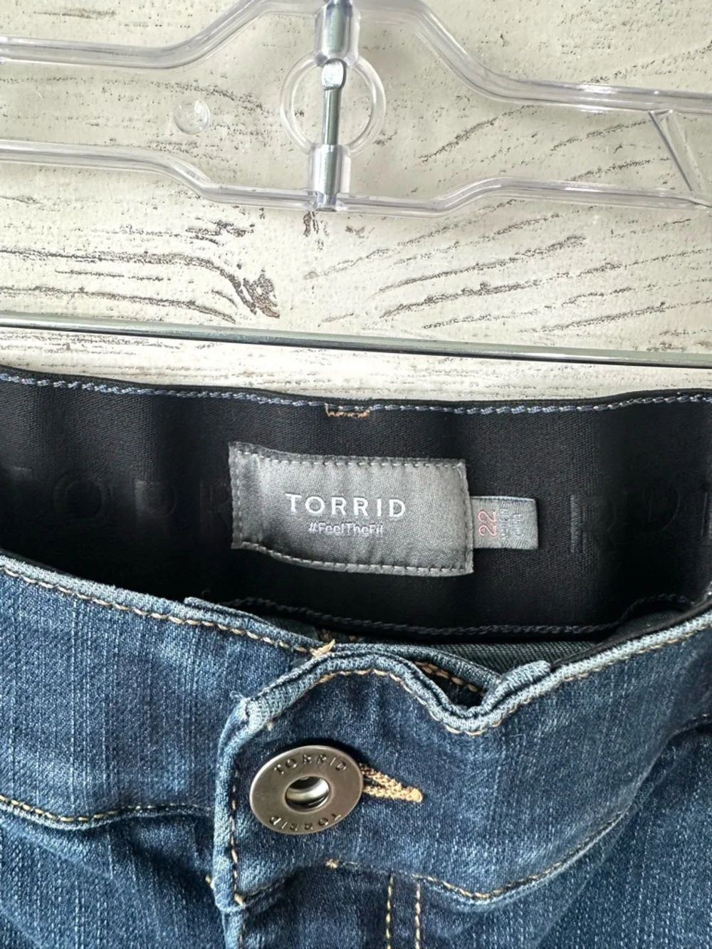TORRID 5” Bombshell High Rise Short Stretch Denim Dark Wash Hydrosphere 22 - Picture 6 of 10